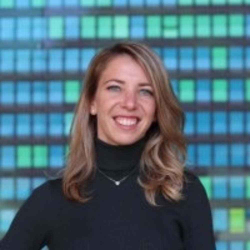 Meet your Posher, Liza